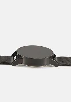 Pier One Montres Connectées - Black -Pier One Boutique 08ee56fd4f284497afc547161127f303