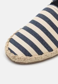 Pier One Unisex - Espadrilles - Dark Blue/White -Pier One Boutique 1dddba693bd742ebac55099bf5cd73d6