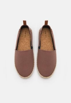 Pier One Unisex - Espadrilles - Brown -Pier One Boutique 31da881e18bf49df90b20d8e283884c8