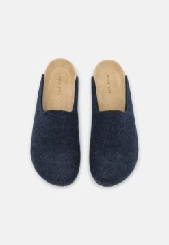 Pier One Unisex - Chaussons - Dark Blue -Pier One Boutique 338c05030330471d8a91e257e1564476