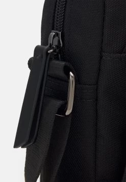 Pier One Unisex - Sac Bandoulière - Black -Pier One Boutique 6015a635267a4538aeda73eaf2b65393