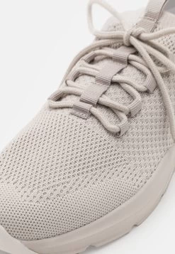 Pier One Unisex - Baskets Basses - Beige -Pier One Boutique 6e40edd5041a4d1cb0aad01f83a747c2