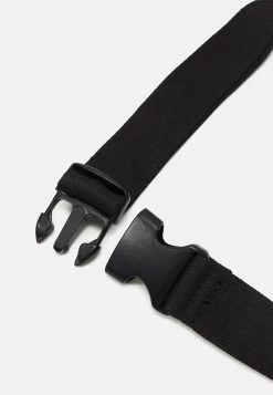 Pier One Unisex - Sac Banane - Black -Pier One Boutique 80cb2f0fe0cb40f6b34e6a262ef72974