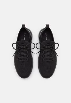 Pier One Unisex - Baskets Basses - Black -Pier One Boutique 80e407004f214cc78e46185fd5be97a6