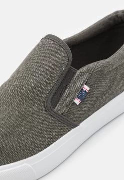 Pier One Unisex - Baskets Basses - Grey -Pier One Boutique 8a4965b673914b6e847d91199f0f296d