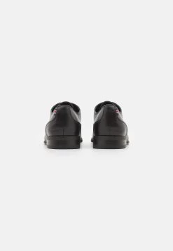 Pier One Unisex - Chaussures À Lacets - Black -Pier One Boutique a124d672b6ac4c629922d686c22cad66