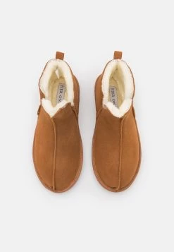 Pier One Leather - Chaussons - Cognac 13 Pier One Leather - Chaussons - Cognac -Pier One Boutique a57dc333628046f0b023a00282f4066a