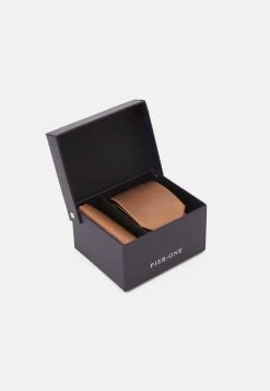 Pier One Set - Mouchoir De Poche - Brown -Pier One Boutique babe3a8e1d9249caa1f087b31d93f505