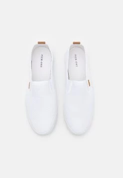 Pier One Unisex - Mocassins - White 11 Pier One Unisex - Mocassins - White -Pier One Boutique cab355a5a66847138fab0310c479705c