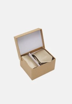 Pier One Set - Mouchoir De Poche - Beige -Pier One Boutique dae22eb1283541c98e7012d1c86f16c1