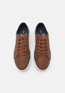 Pier One Unisex - Baskets Basses - 708 -Pier One Boutique df61dc64b24a45e0b6b8277d8c9bf02b