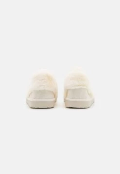 Pier One Chaussons - White -Pier One Boutique e95c473c042849e39cad888ba96babb2