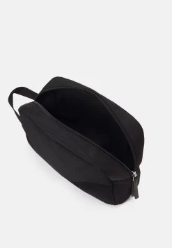 Pier One Trousse De Toilette - Black -Pier One Boutique f5c1775f4f7d4b7bb98a15ef62ac1603