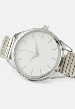 Pier One Montre - Silver-Coloured -Pier One Boutique fba4bcb2753546fba9145a36ee368c2e